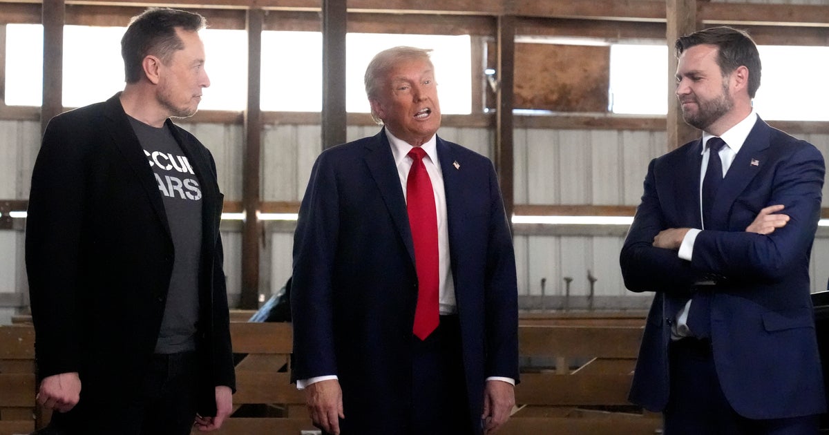 Trump threatens Musk with “serious consequences” if he donates to Democrats