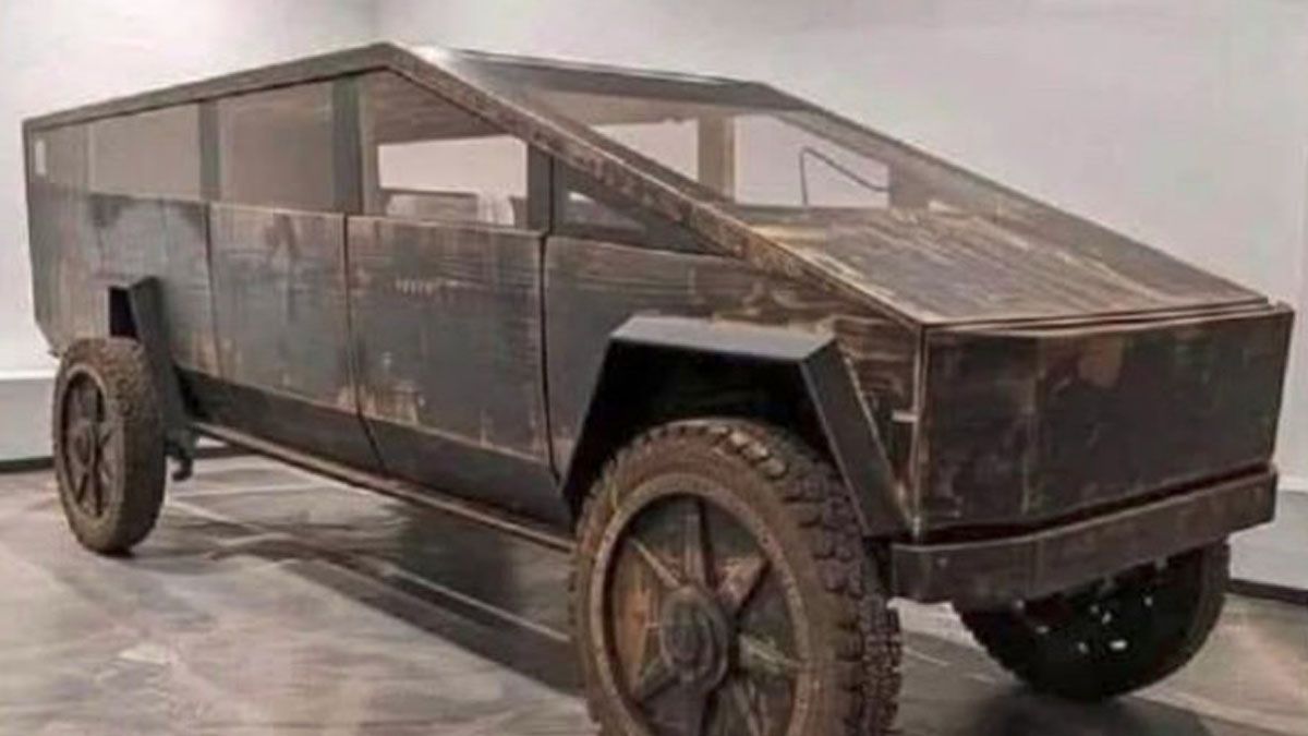 Photo shows Cybertruck-like 1930 Russian ‘Tarantaika’?
