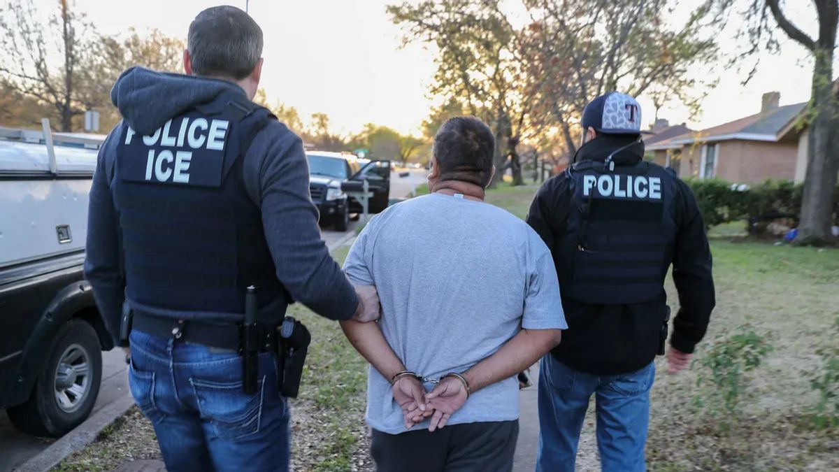 Breaking down Texas house raid where ICE detained more than 40 people, including minors