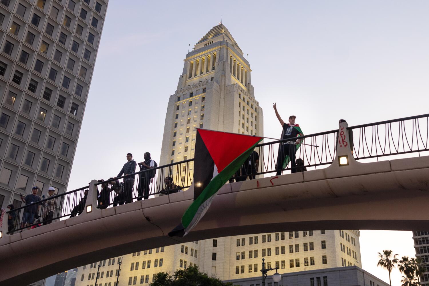 A repeat of Rodney King? Local leaders say L.A.’s latest unrest is nothing like 1992