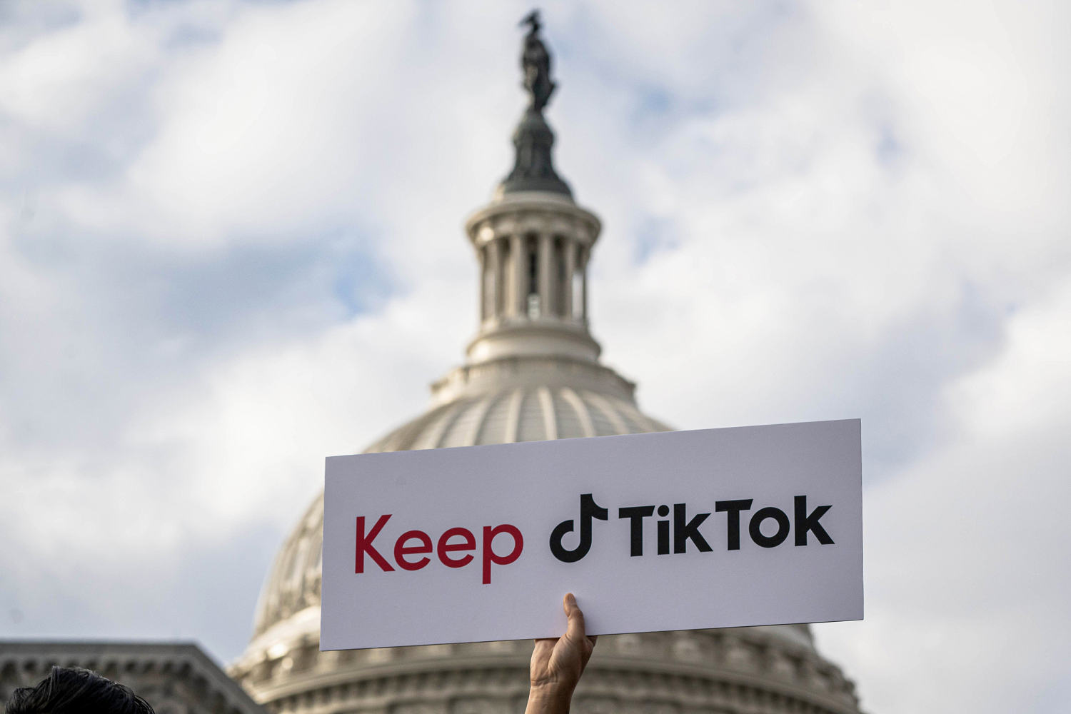 Trump set to grant another extension to avoid TikTok disruption