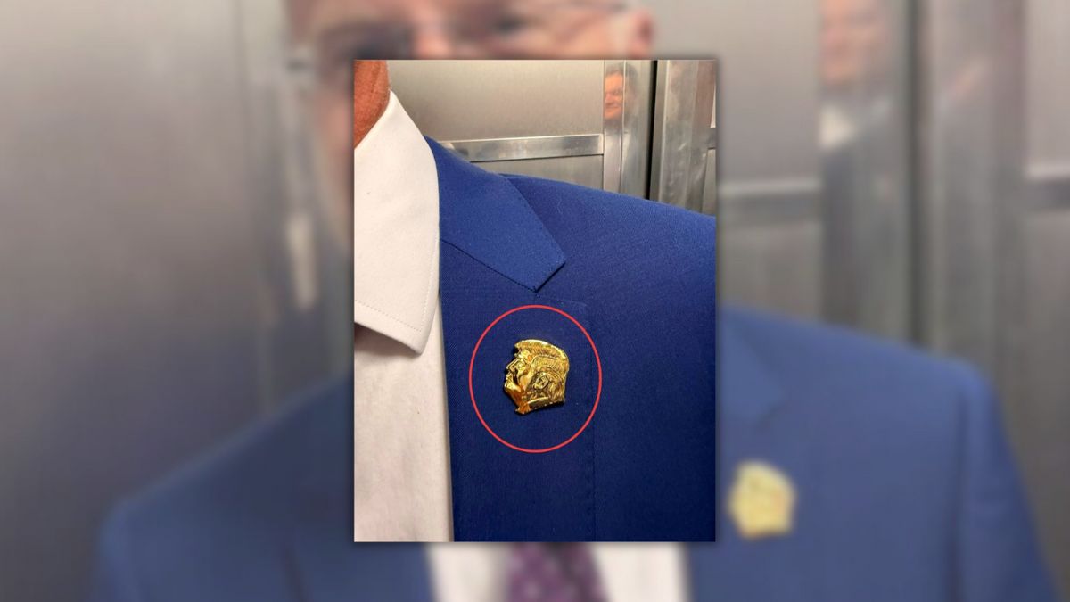 Unpacking rumor Trump officials have been told to wear gold lapel pin of president’s head