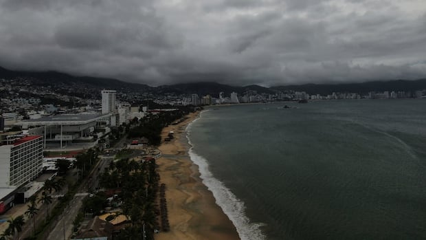 Erick makes landfall in southern Mexico as Category 3 hurricane