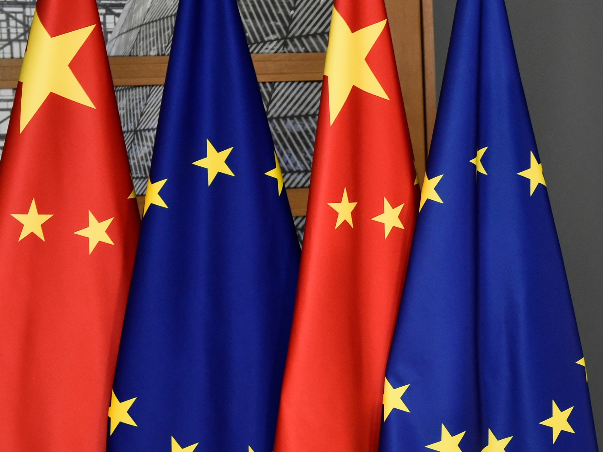 Why the EU should choose China over the US
