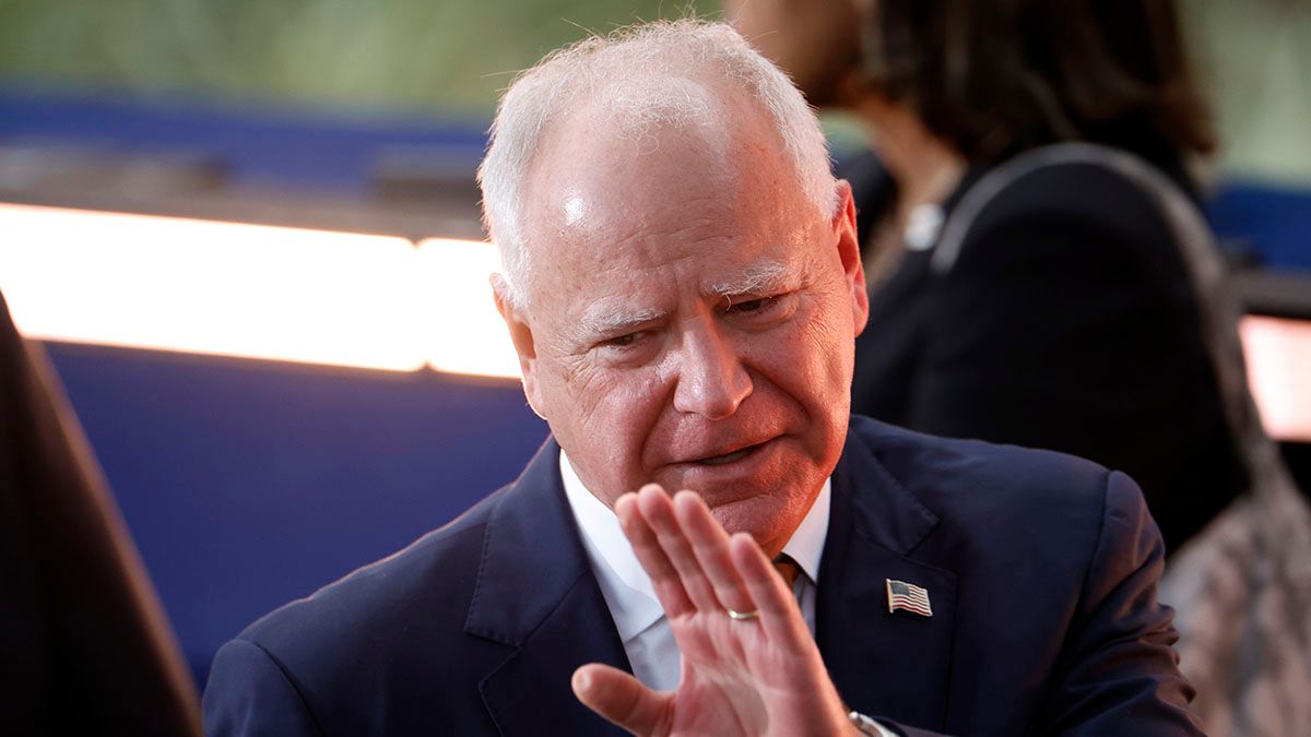Breaking down rumor Walz deleted posts praising Minnesota shooting suspect