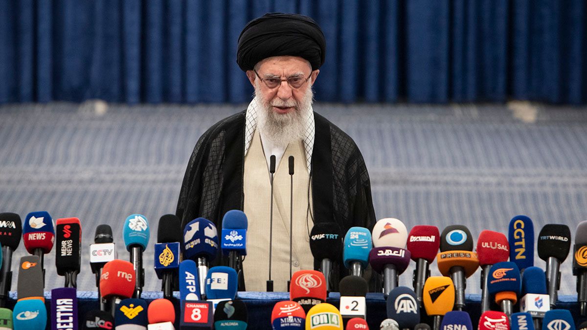 Did Iranian state TV say, ‘There is a surprise tonight that the world will remember for centuries’?