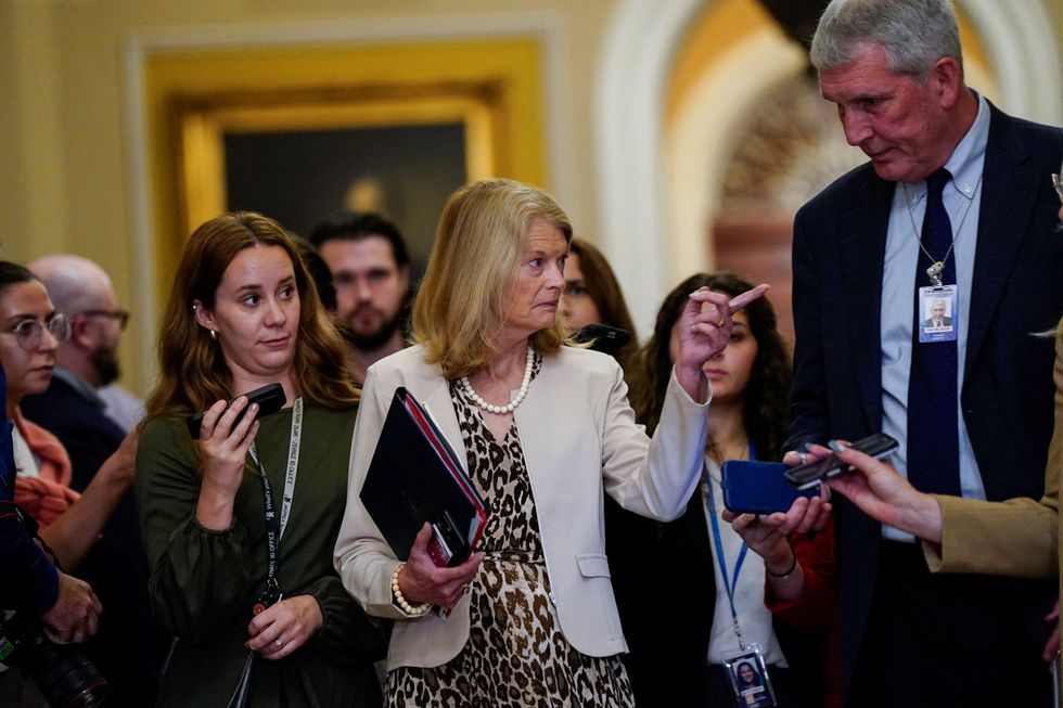 GOP senator warns Trump he’s risking ire of voters with pointless deadline