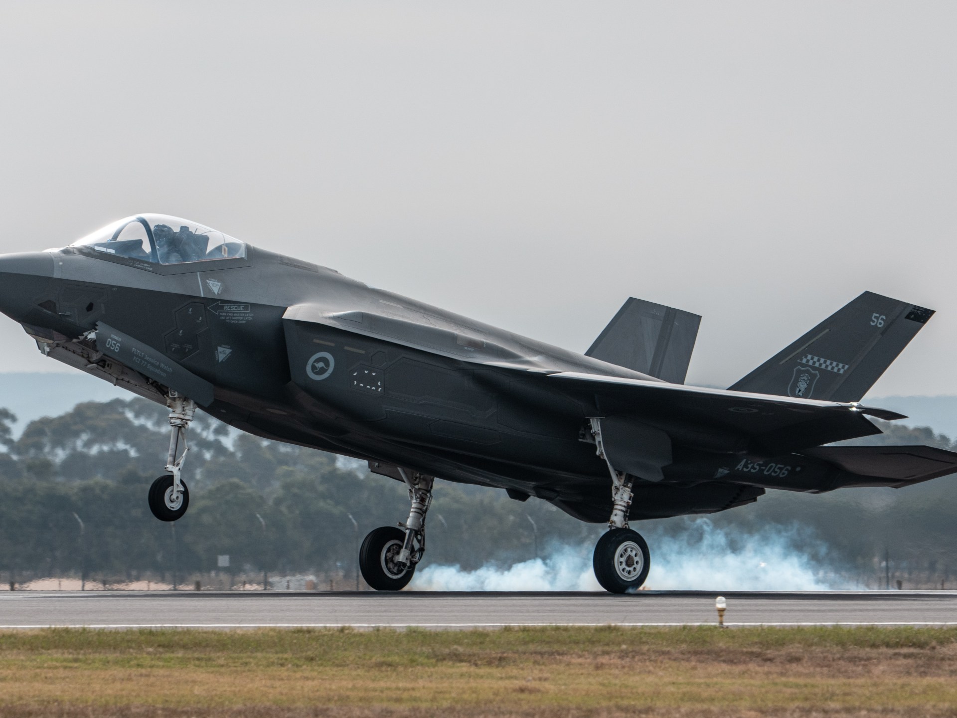 UK to buy 12 F-35A fighter jets capable of carrying nuclear weapons