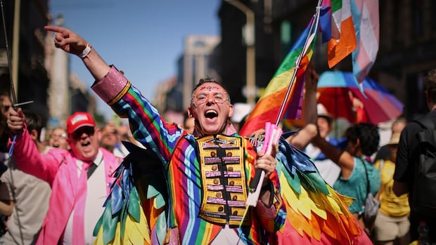 Thousands march in Hungary as 2SLGBTQ+ rally becomes anti-government protest
