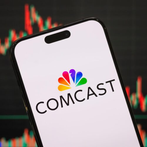 Stung by customer losses, Comcast says all its new plans have unlimited data