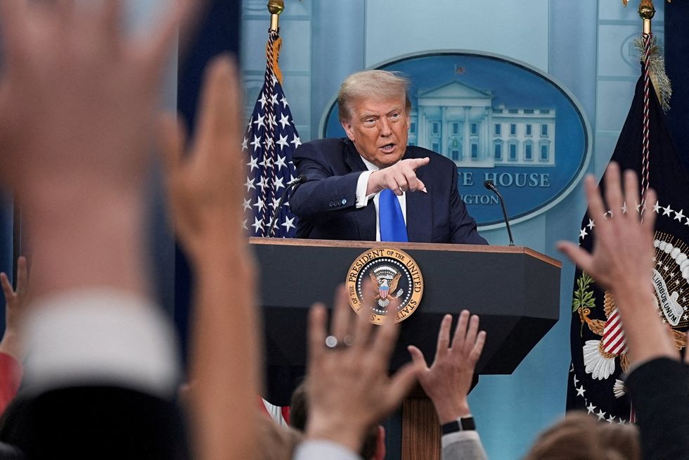 Trump has 3 am flip-out as senator links him to ‘stupid’ Obama plan