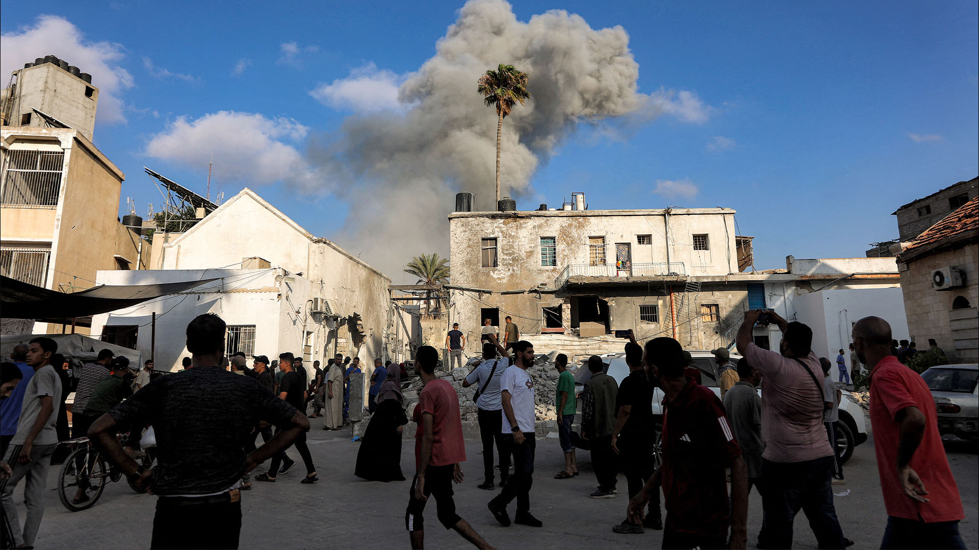 Israel kills Gaza hospital director and his family
