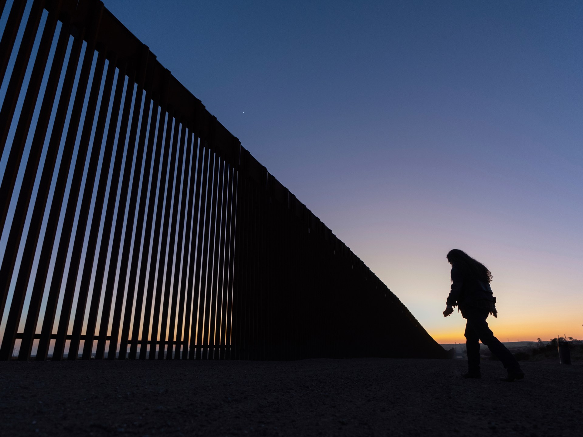 Judge blocks Trump’s ban on asylum at the southern US border
