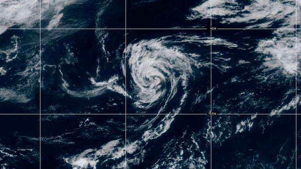 U.S. delays cutoff of valuable satellite data for hurricane forecasting