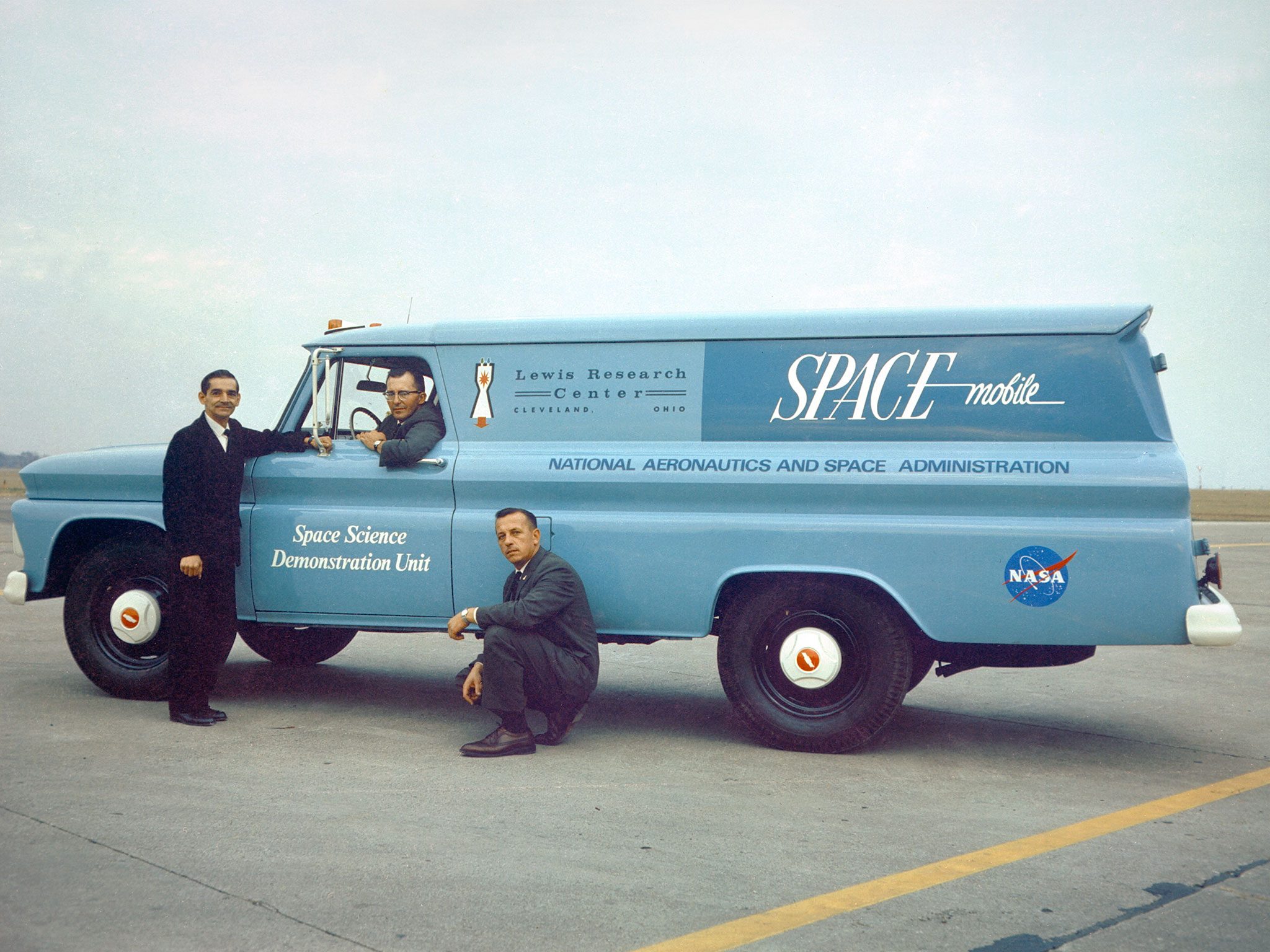 To the Spacemobile!