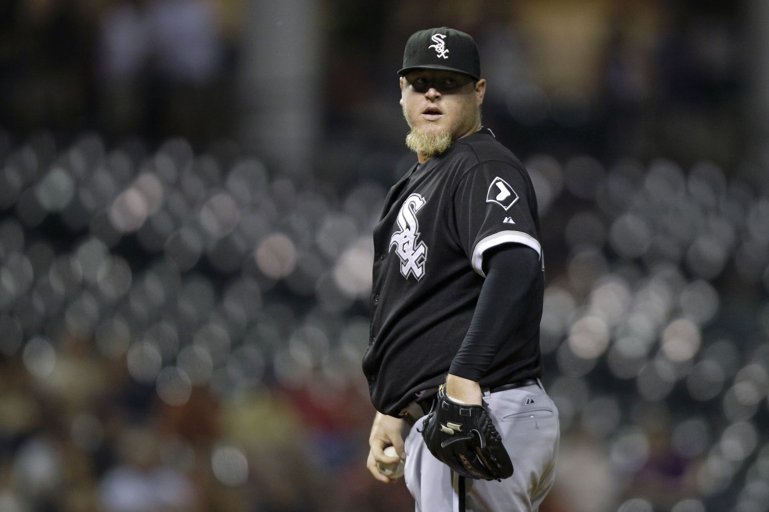 Former White Sox pitcher Bobby Jenks dies at 44