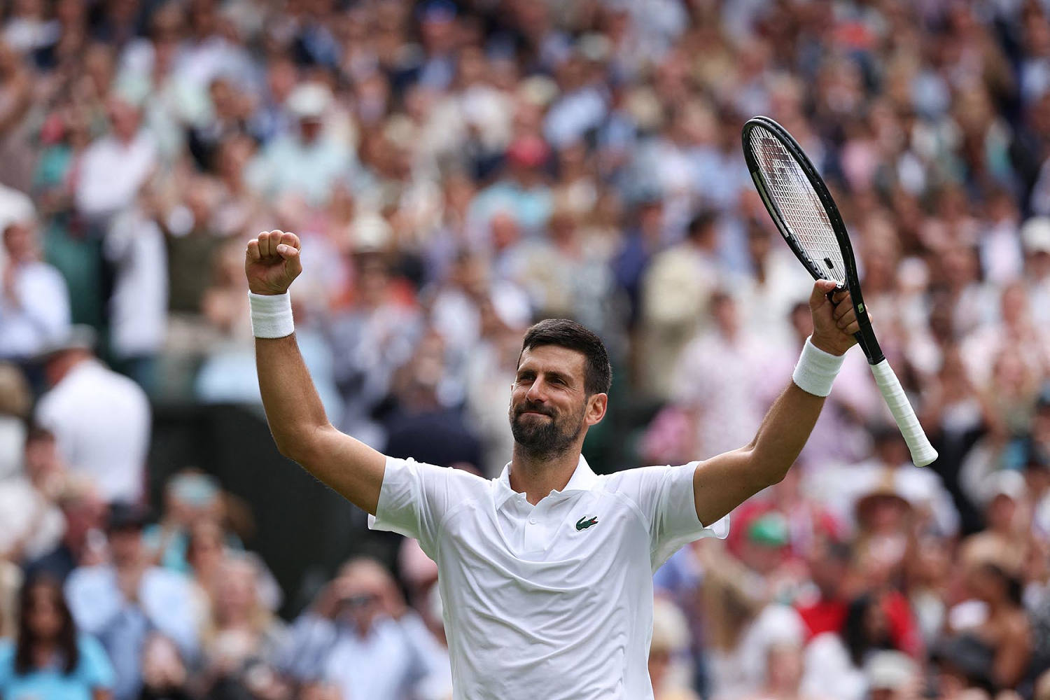 Novak Djokovic overcomes a poor start to beat Alex de Minaur, reach Wimbledon quarterfinals