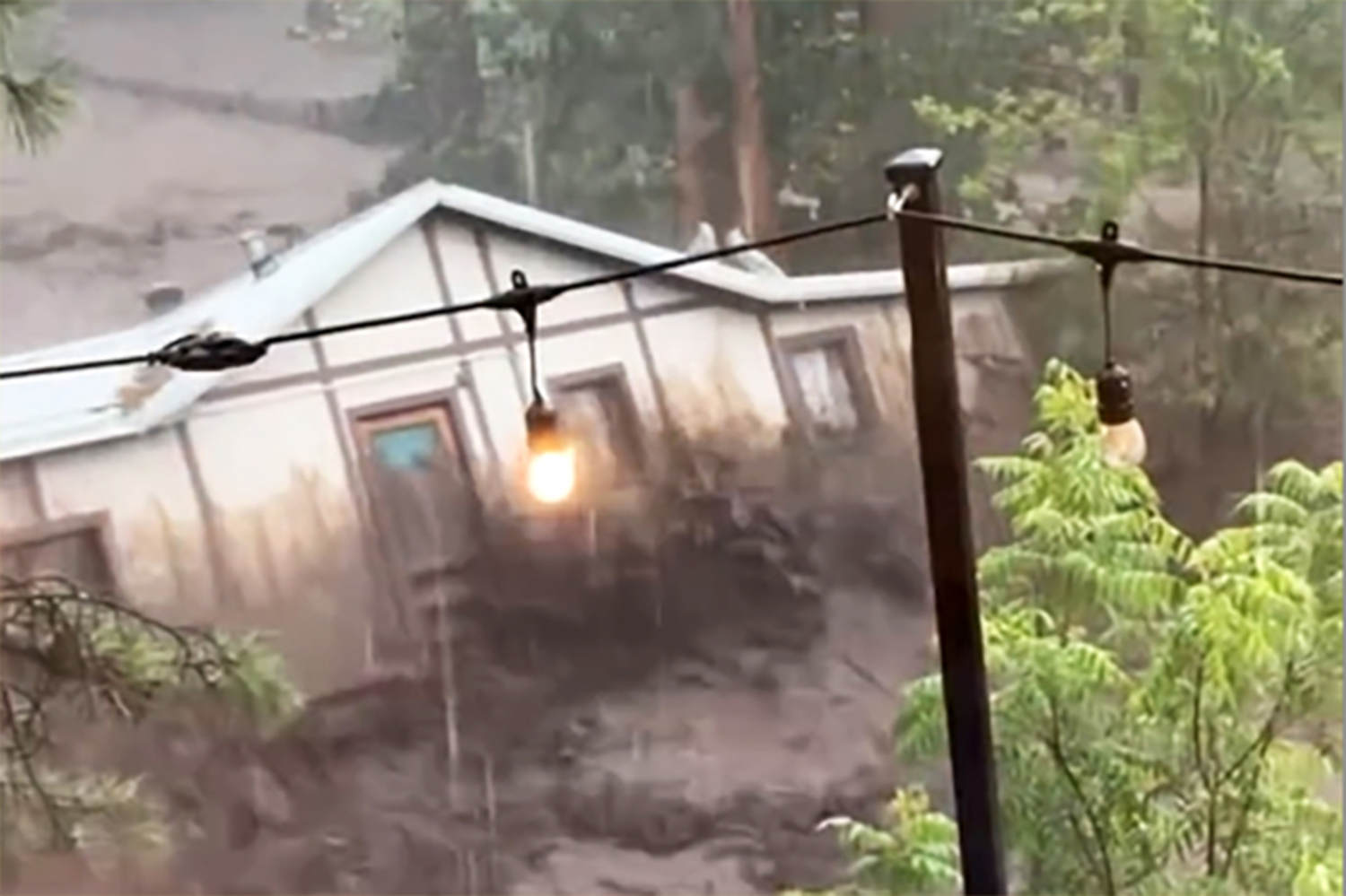 Flash flood emergency hits New Mexico town that burned in deadly wildfires