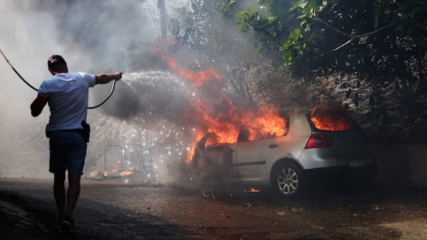 Marseille wildfire grounds all flights, forces hundreds of home evacuations