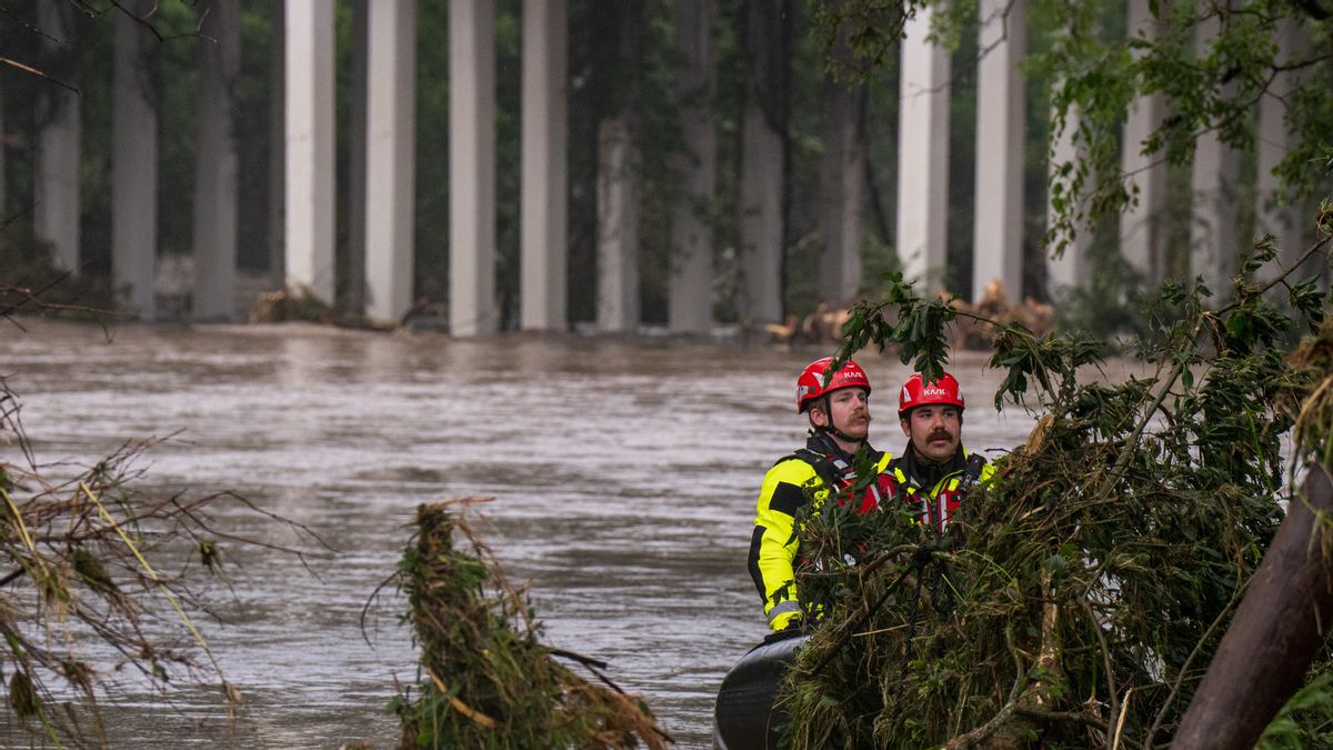 Unraveling claims cloud seeding caused deadly Texas floods in 2025