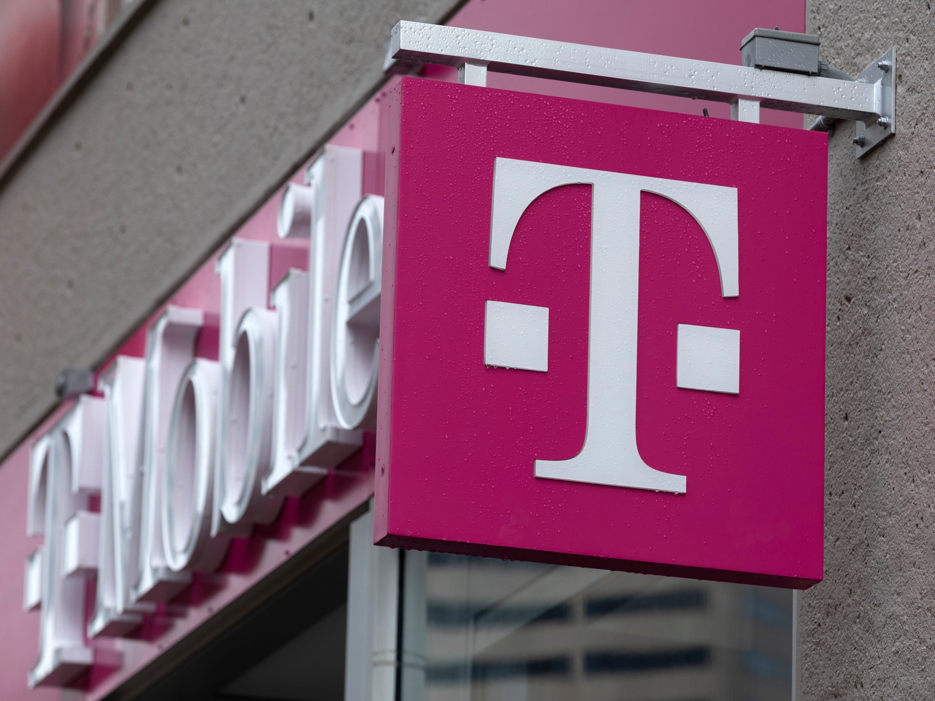 T-Mobile to end DEI programme as it seeks regulatory approval