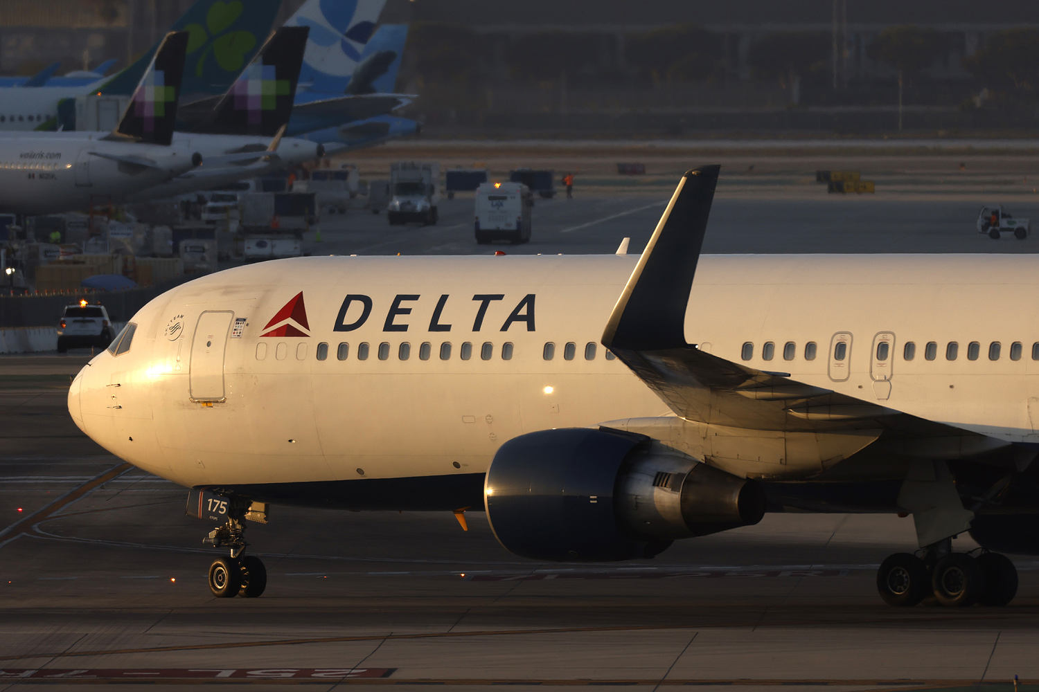 Delta passengers stranded overnight on island in the middle of Atlantic Ocean