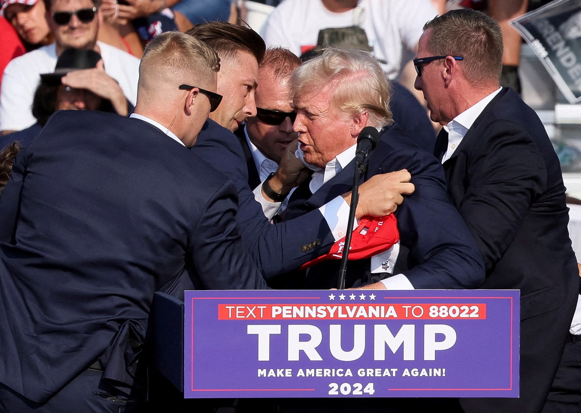 Six Secret Service agents suspended over Trump assassination failings