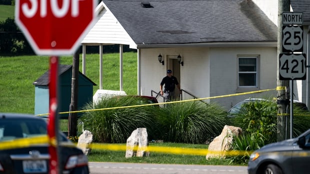 2 women killed, suspect dead in Kentucky church shooting, police say