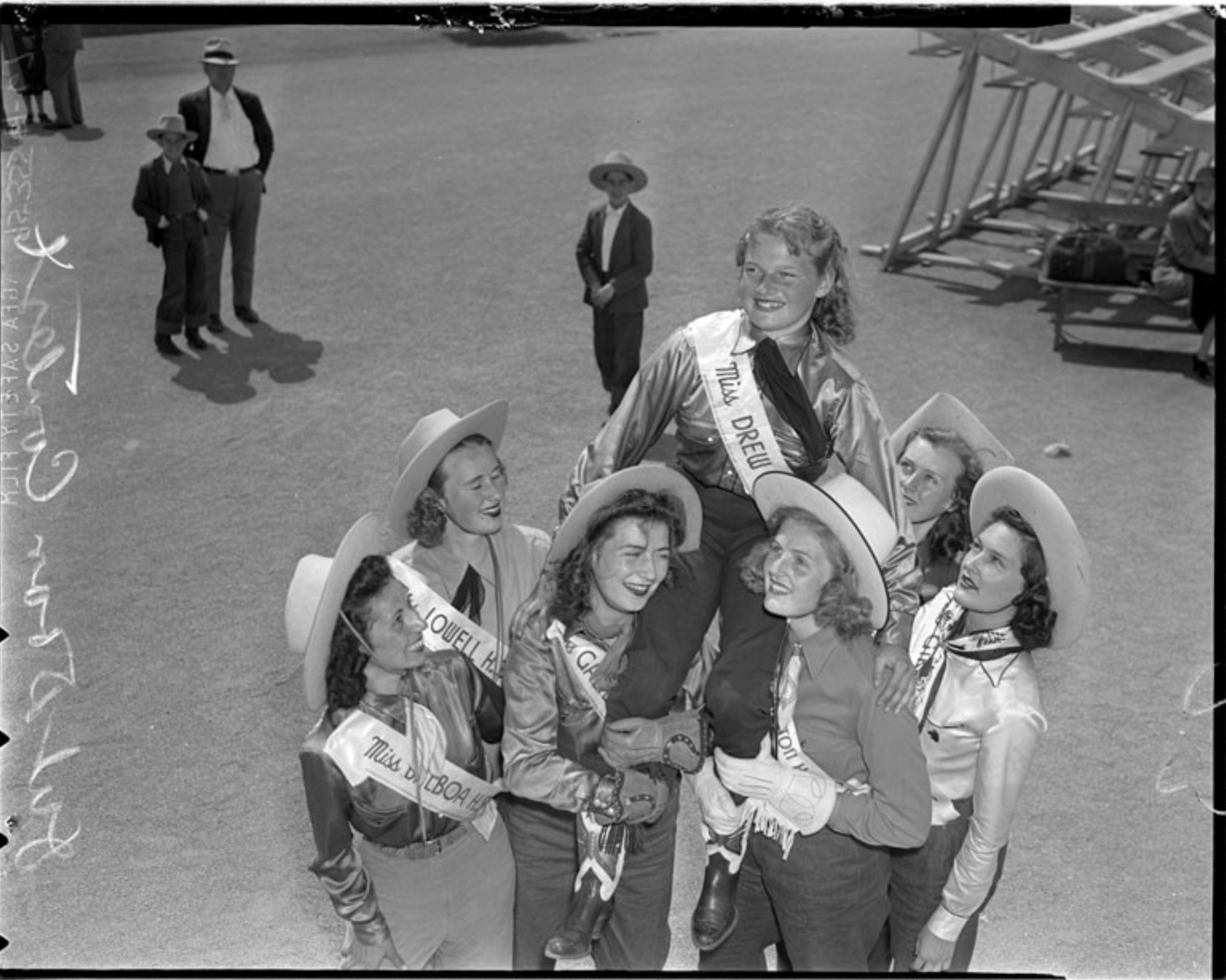 The Outdoor Girl Contest