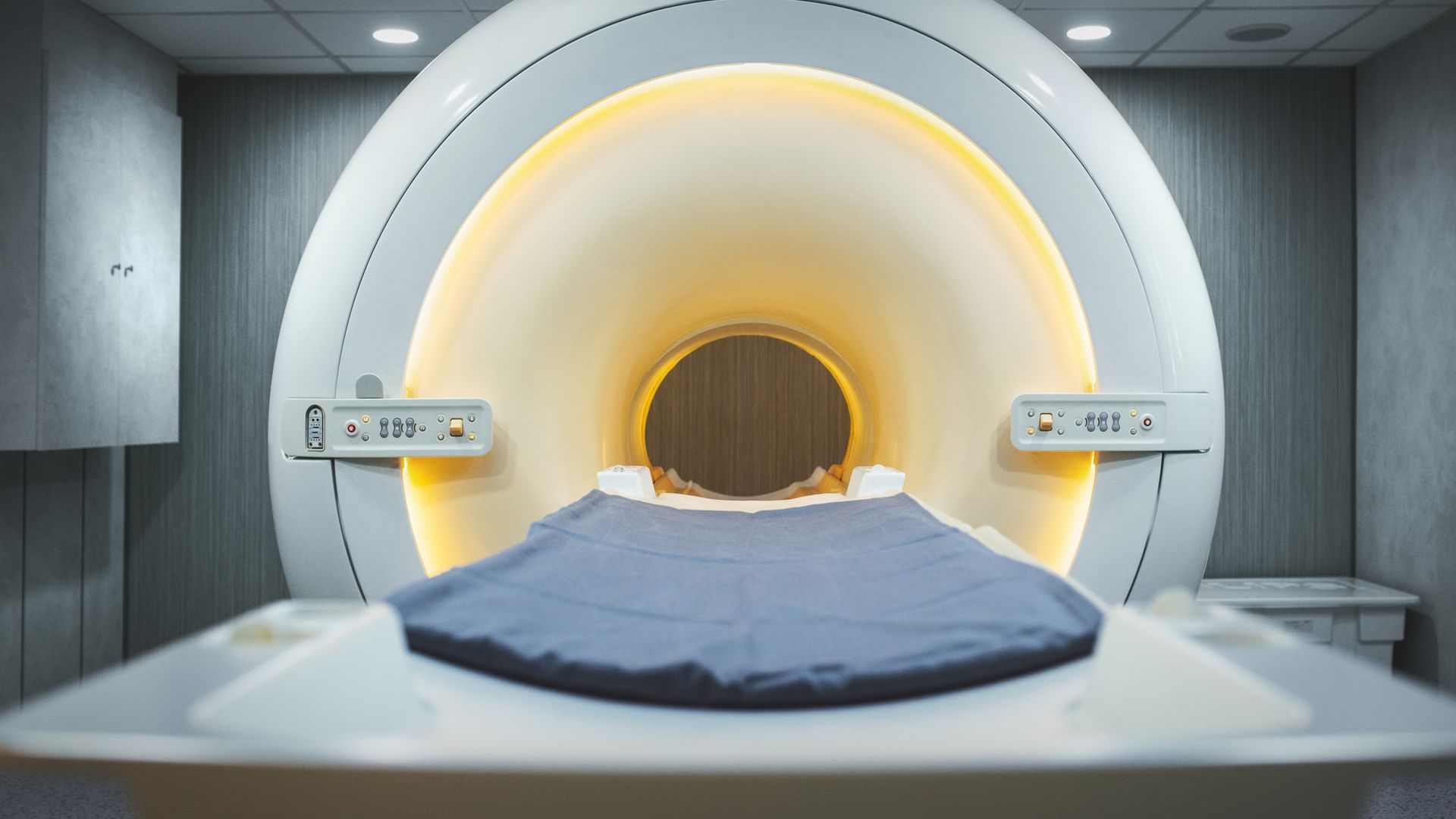 Man dies after being pulled into MRI machine while wearing metal necklace