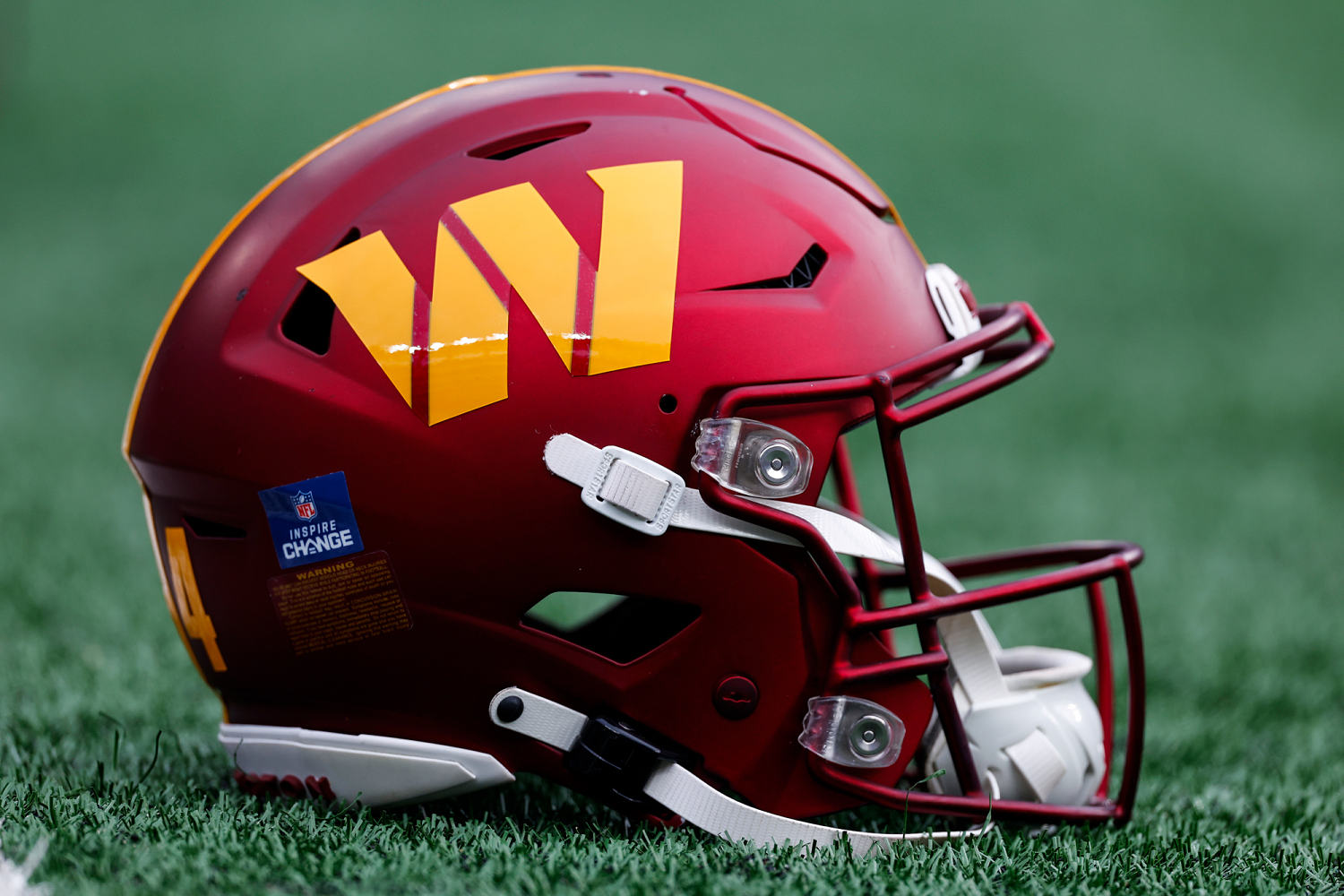 Trump’s latest demand: Washington football and Cleveland baseball teams should change names back