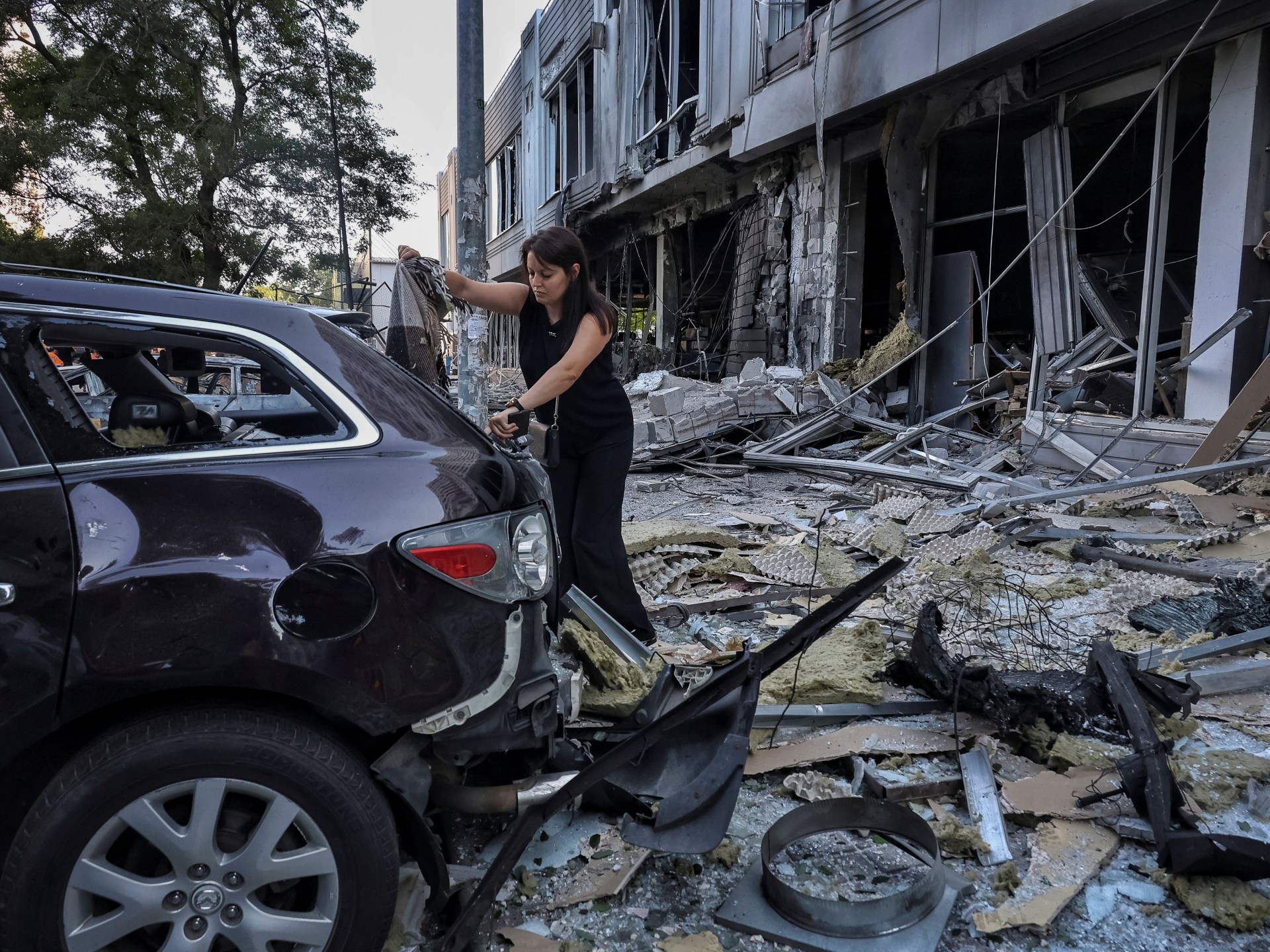 ‘No miracles’: Russia downplays Ukraine talks as deadly attacks continue