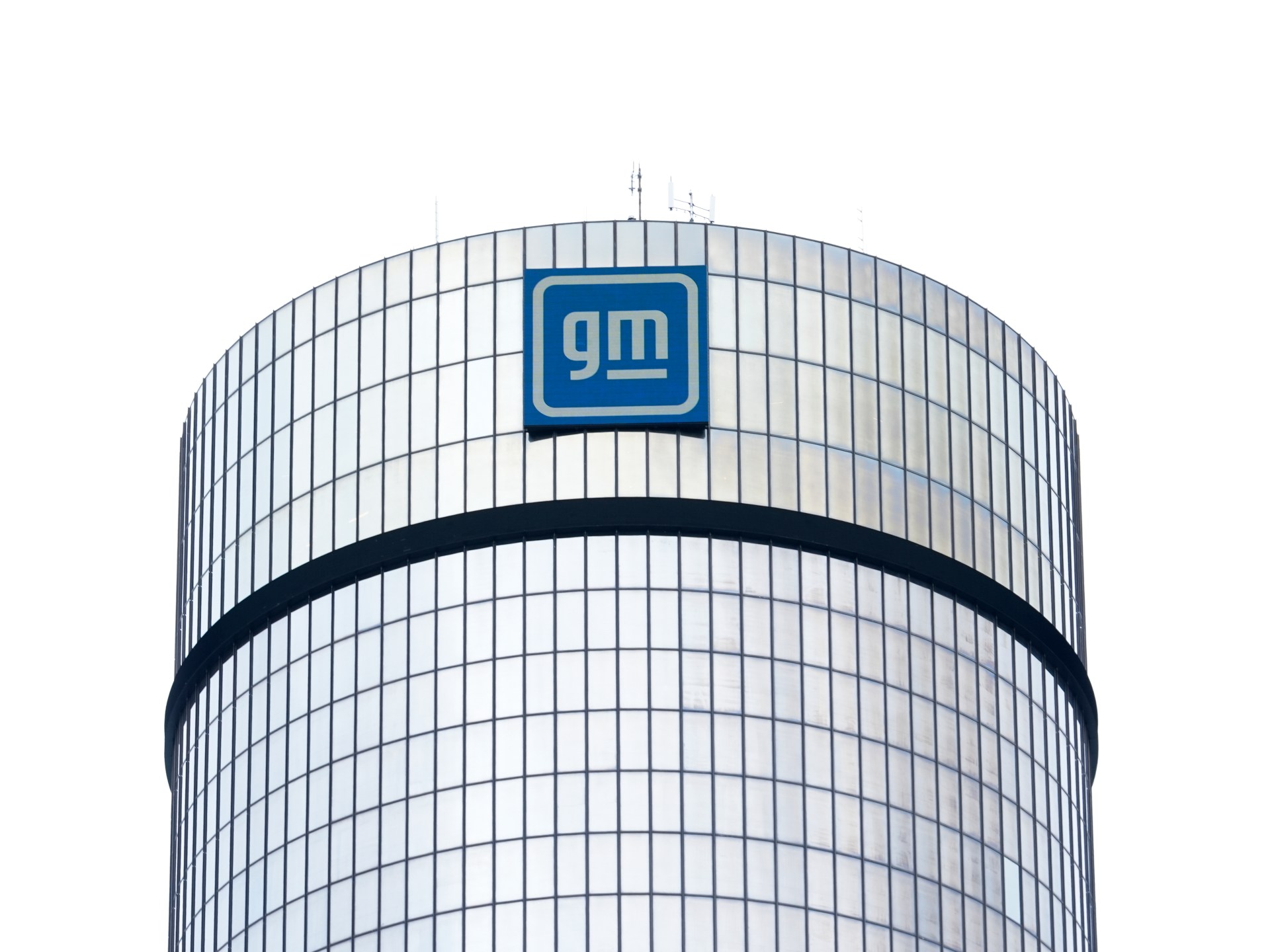 General Motors reports a 35% profit drop as tariffs weigh on car industry
