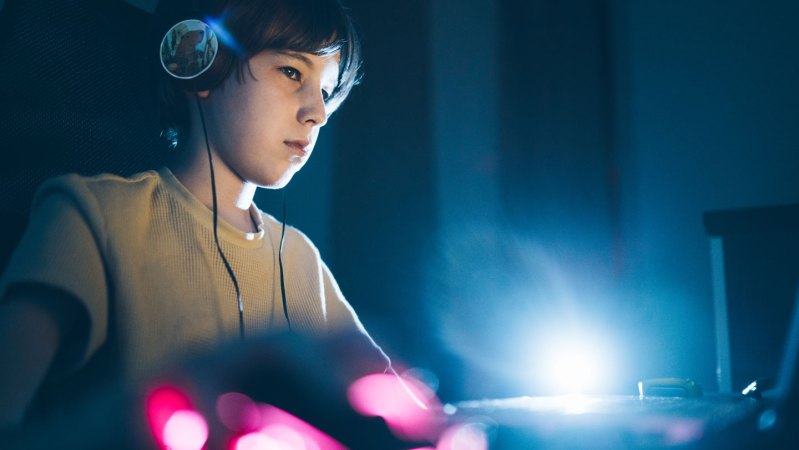 Screen addiction affects teens’ mental health. How to spot it, and help