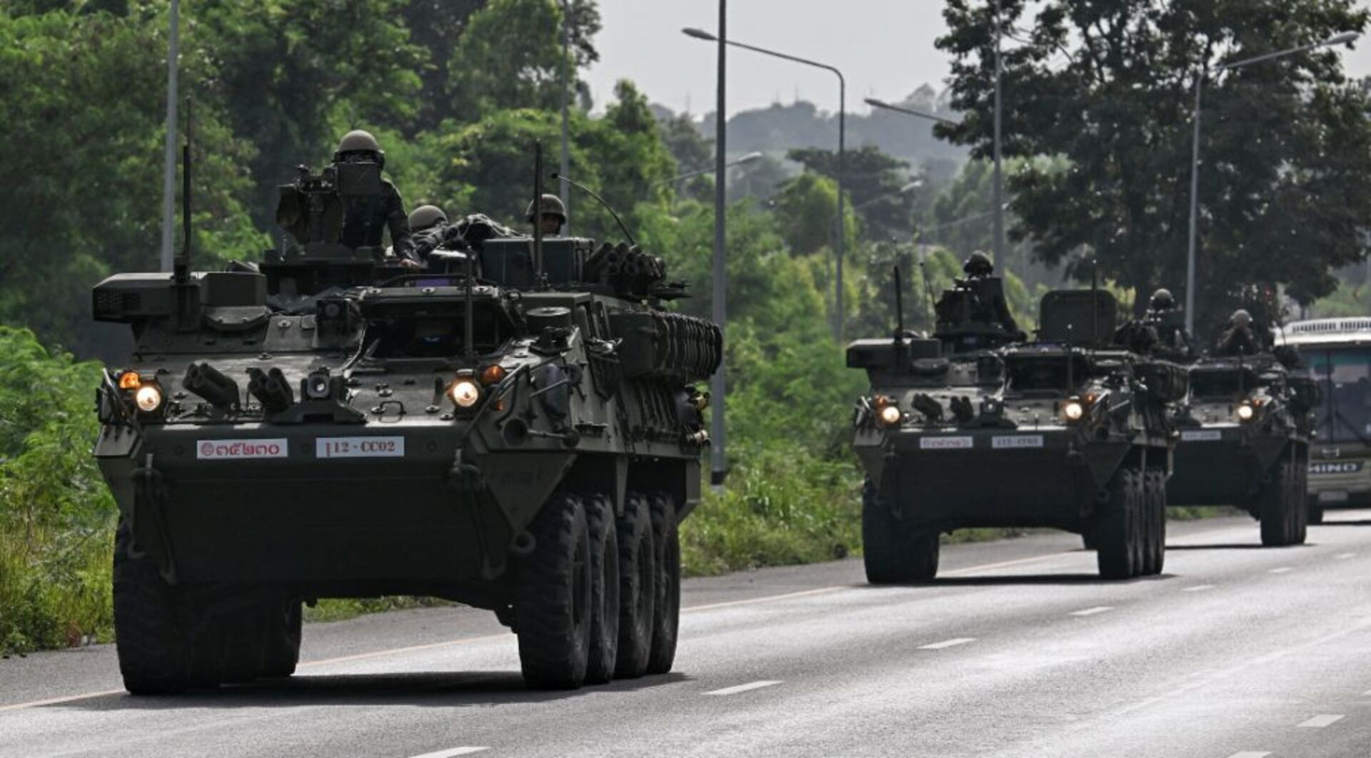 Death toll in Thai-Cambodia clashes rises to 16 as 120,000 flee border area