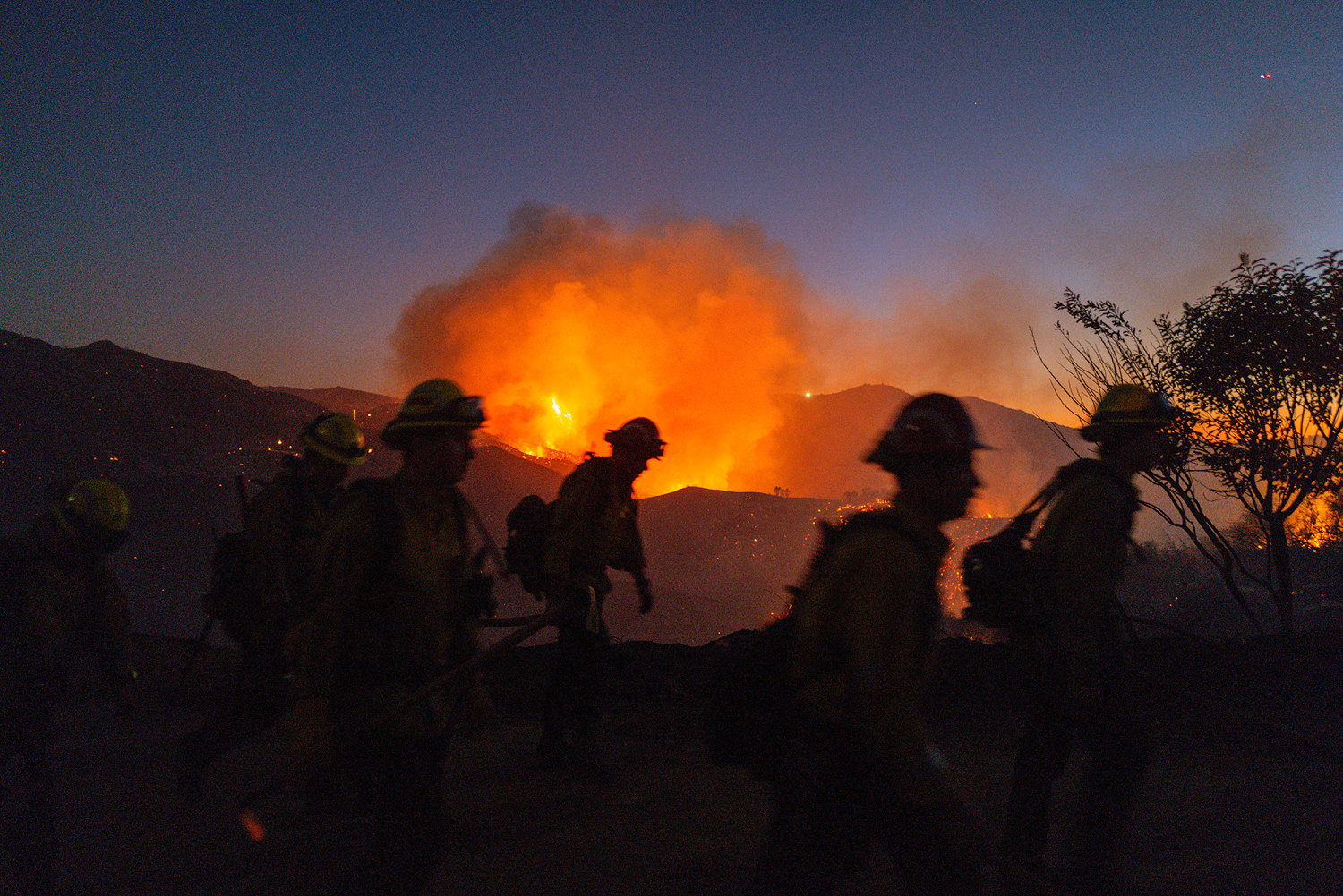 Billion-dollar disasters: The economic toll of  wildfires, severe storms and earthquakes is soaring