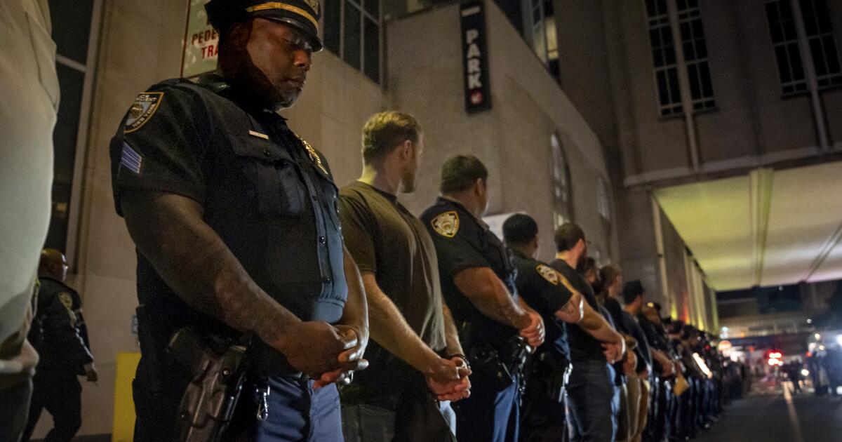New York gunman, an L.A. high school football player, left a note saying, ‘Study my brain please.’