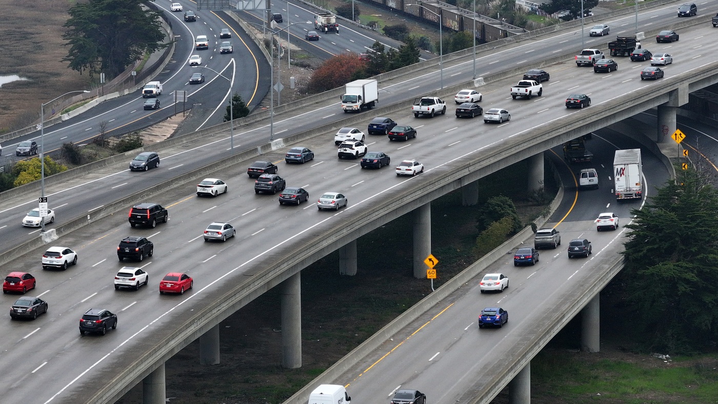 The EPA proposes gutting its greenhouse gas rules. Here’s what it means for cars and pollution