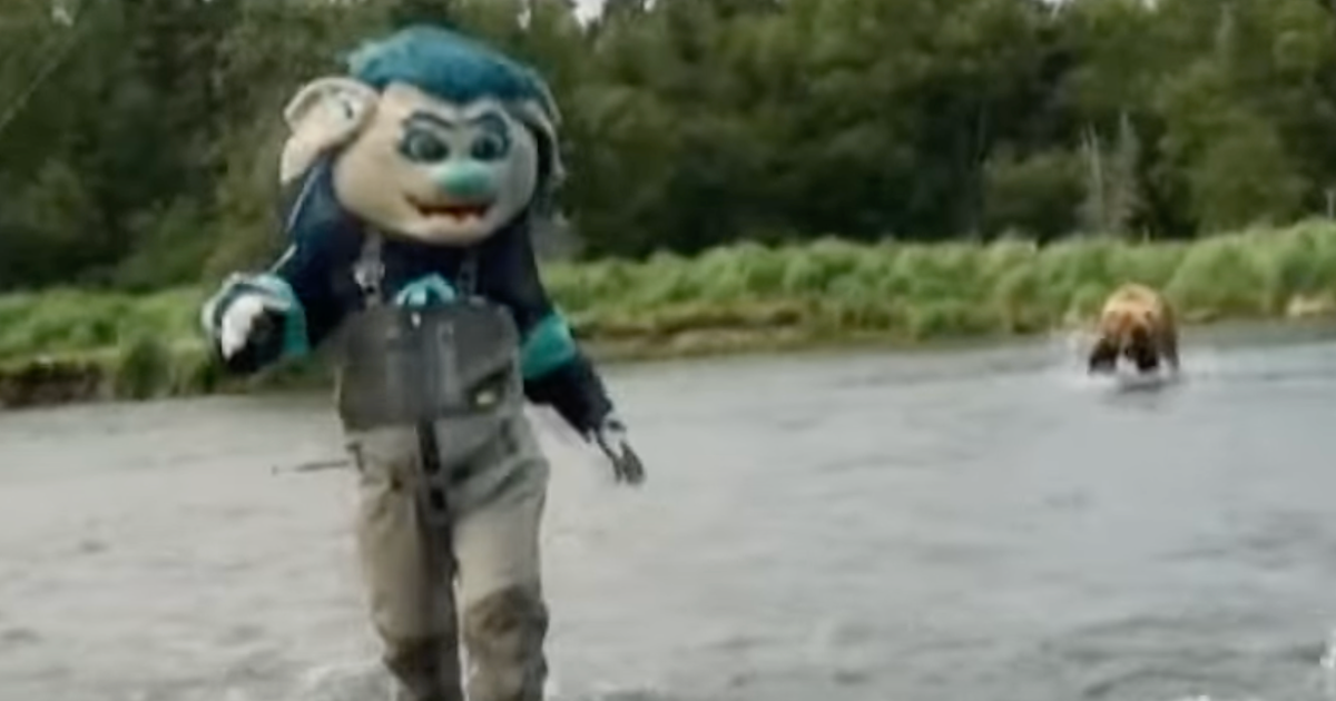 Seattle NHL Team’s Mascot Has Close Call With Grizzly During Video Shoot