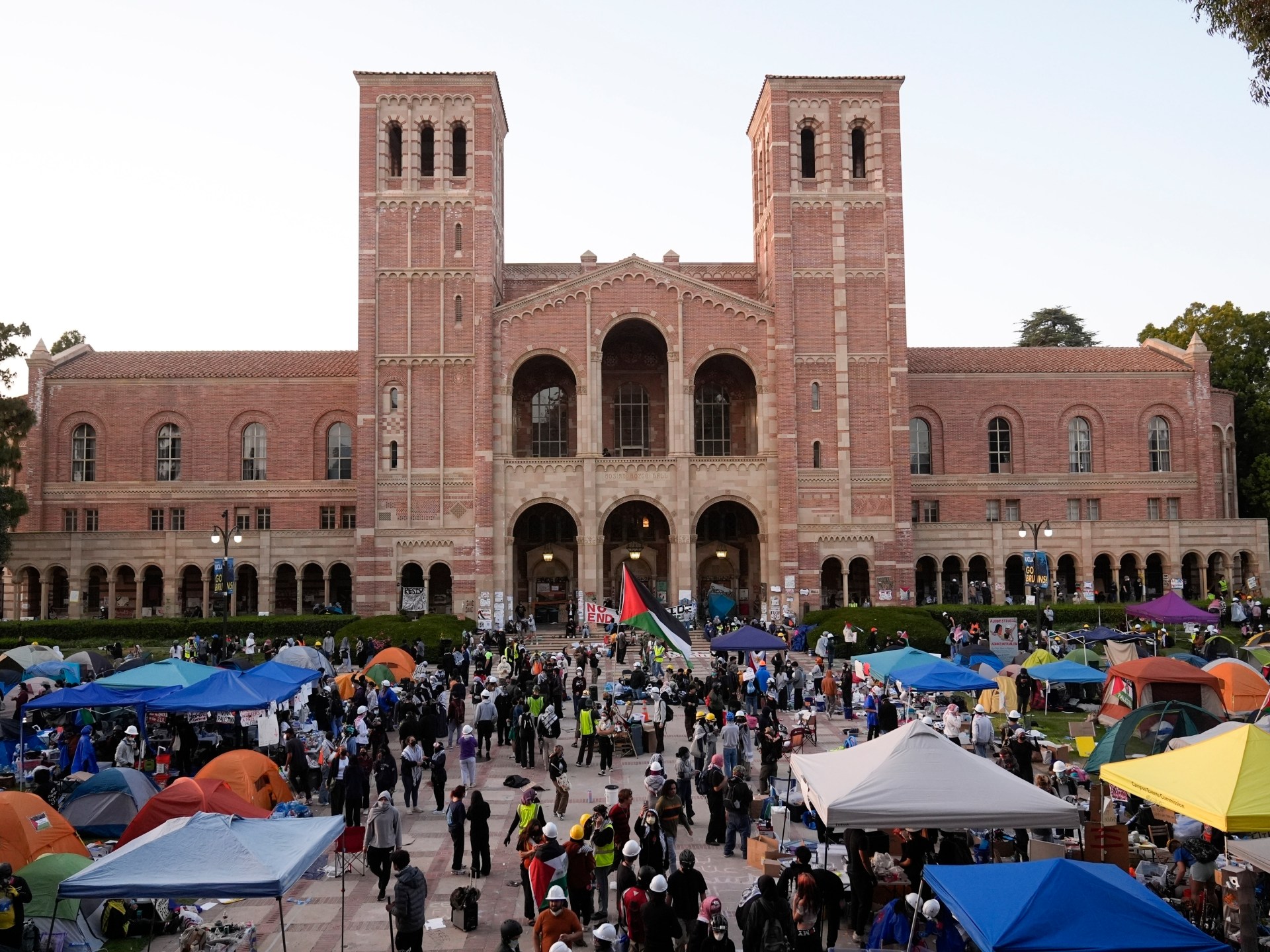 Trump offers UCLA $1bn settlement amid pro-Palestine protest standoff