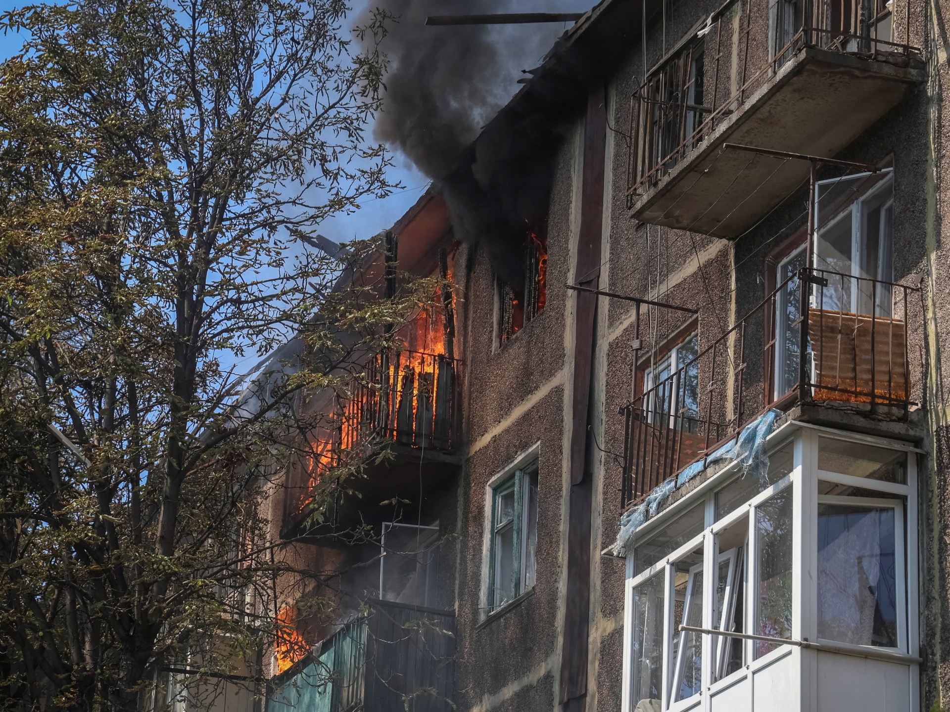 Ukraine says it hit Russian oil refinery in drone exchanges; key talks loom