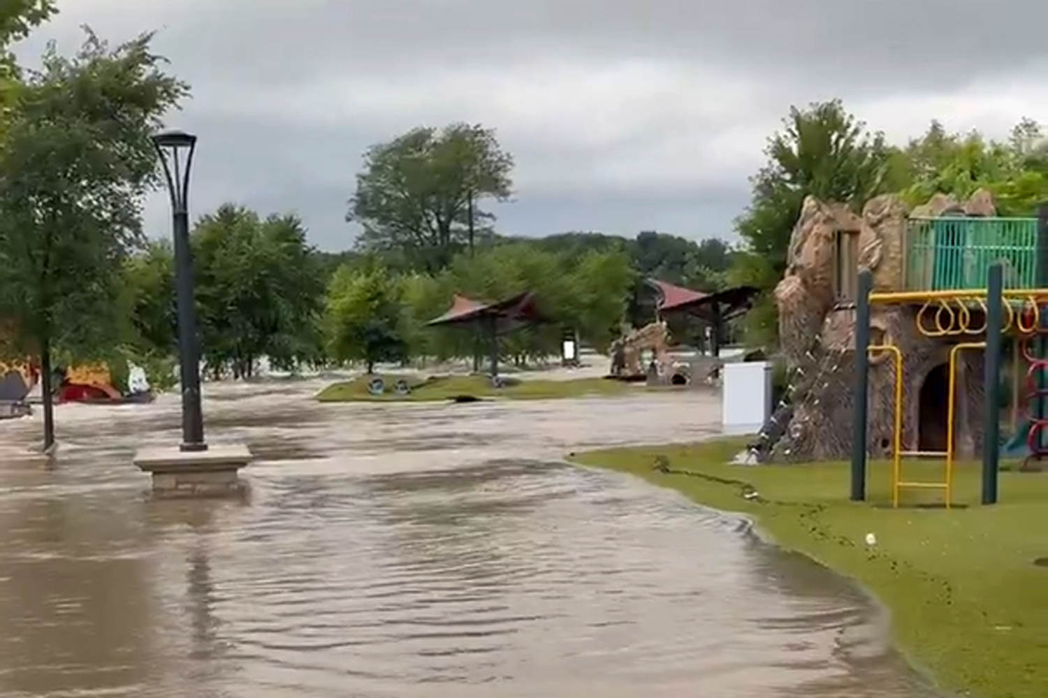 Severe storms knock out power and close roads as flooding cancels last day of Wisconsin State Fair