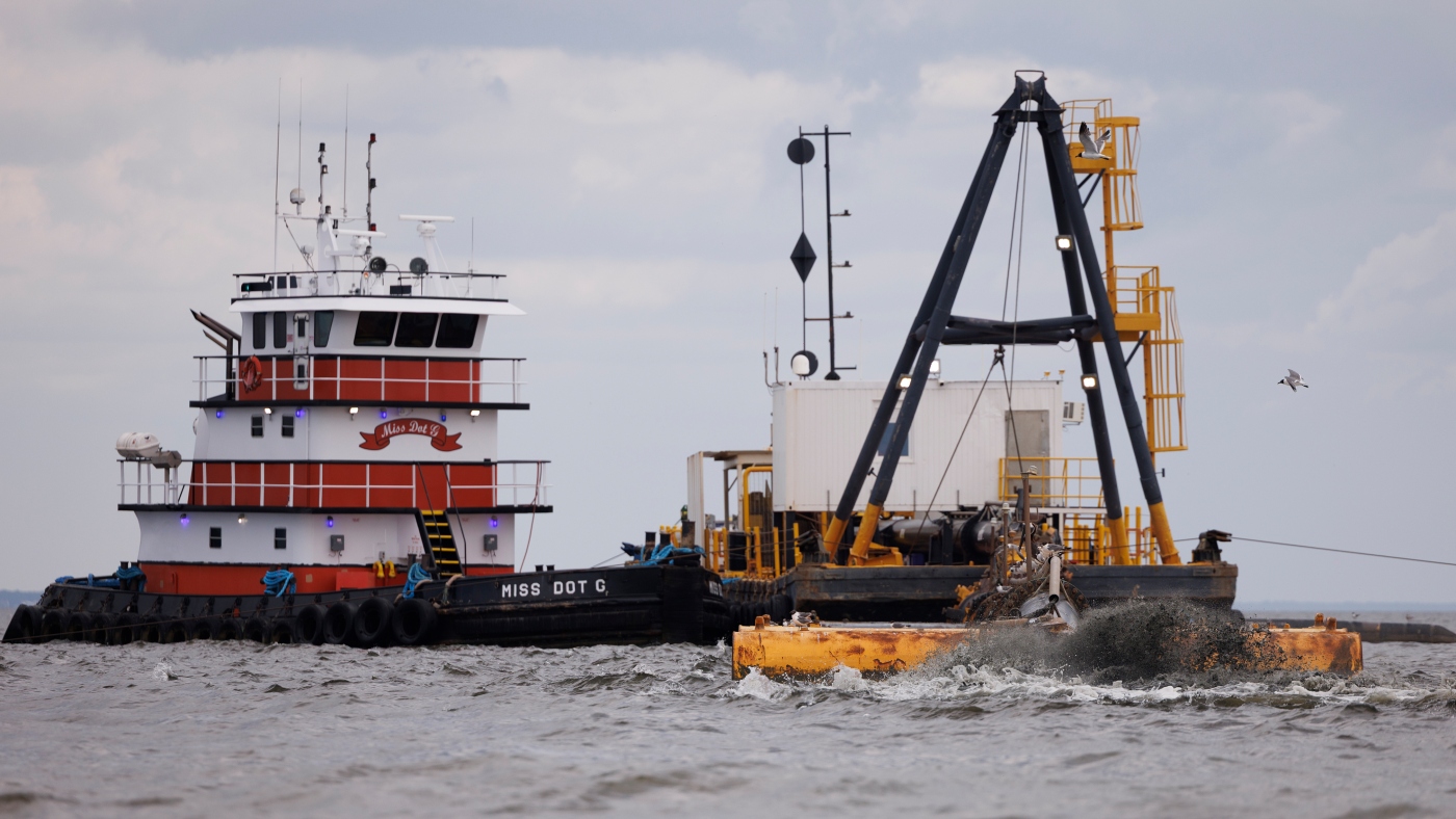 In Alabama, a dredging project in Mobile Bay brings together unlikely allies
