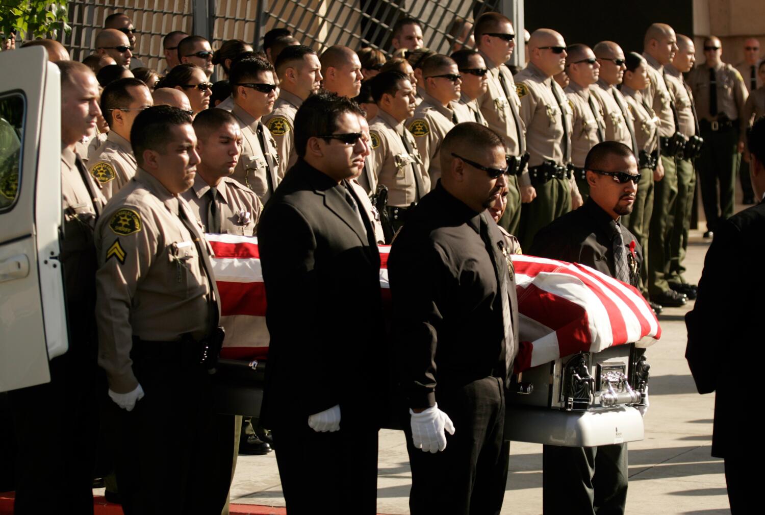Mexico hands over fugitive wanted in 2008 killing of L.A. County sheriff’s deputy