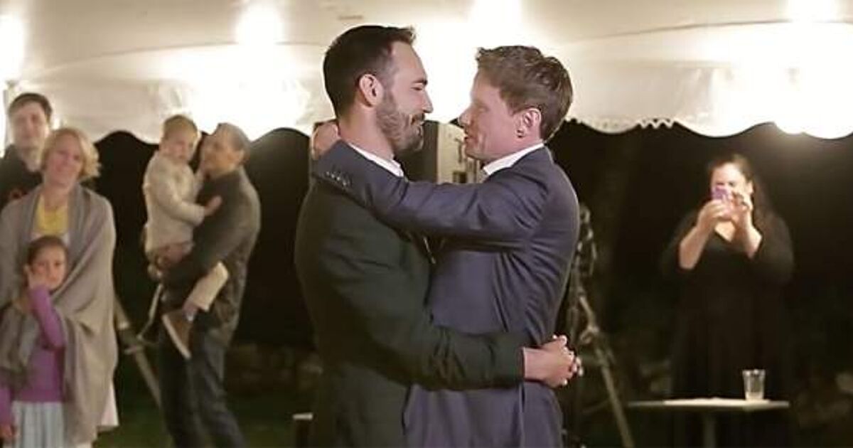 This gay couple’s mindblowing first dance at their wedding shocked their guests