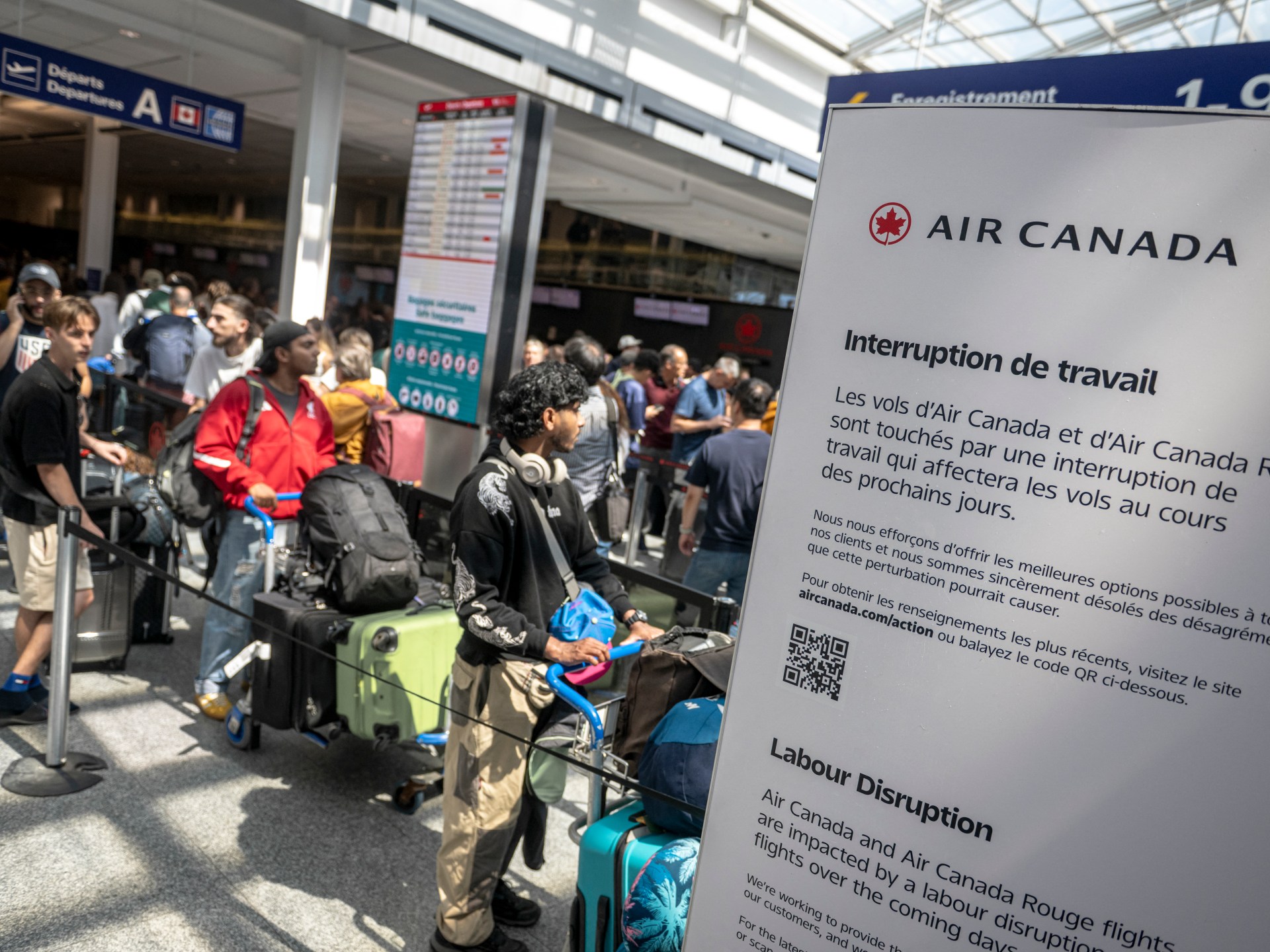 Government forces Air Canada into arbitration in bid to end strike