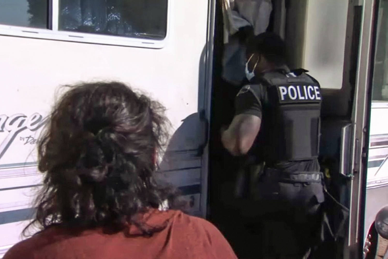 Man’s body found in RV as crews clear San Jose encampment
