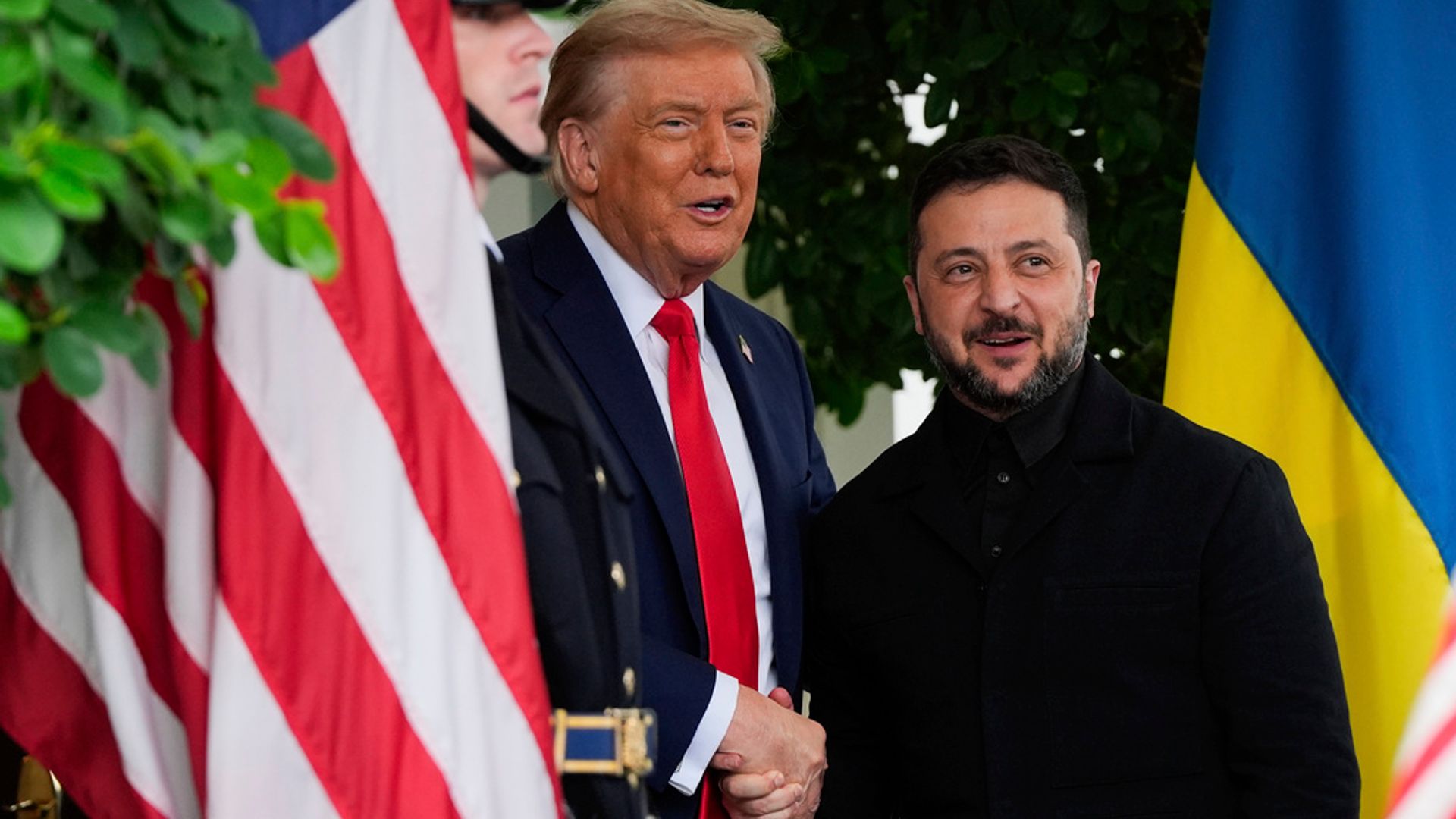 Trump sets red line on Ukraine peace deal support – and makes admission about Putin