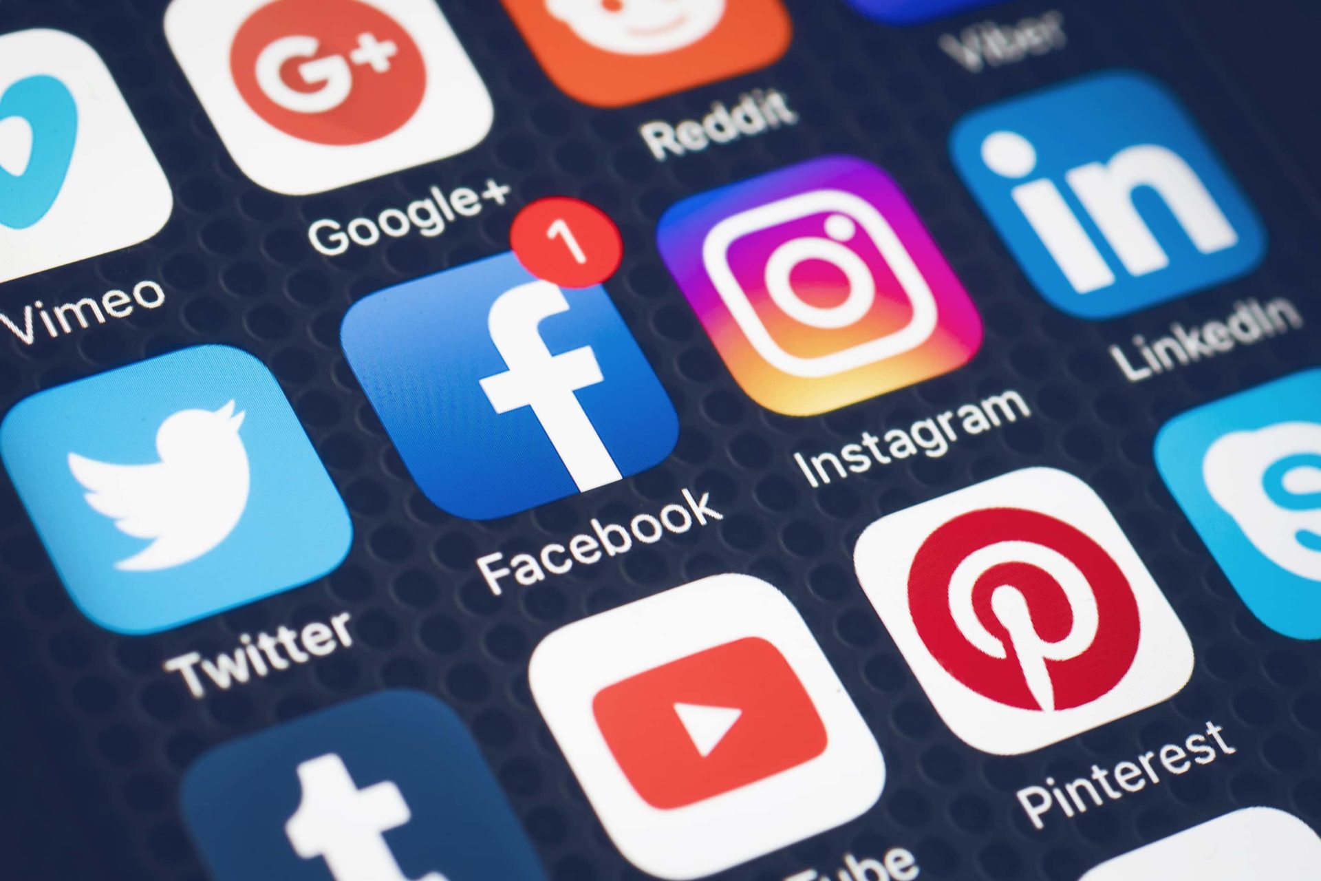 Health Narratives on Social Media