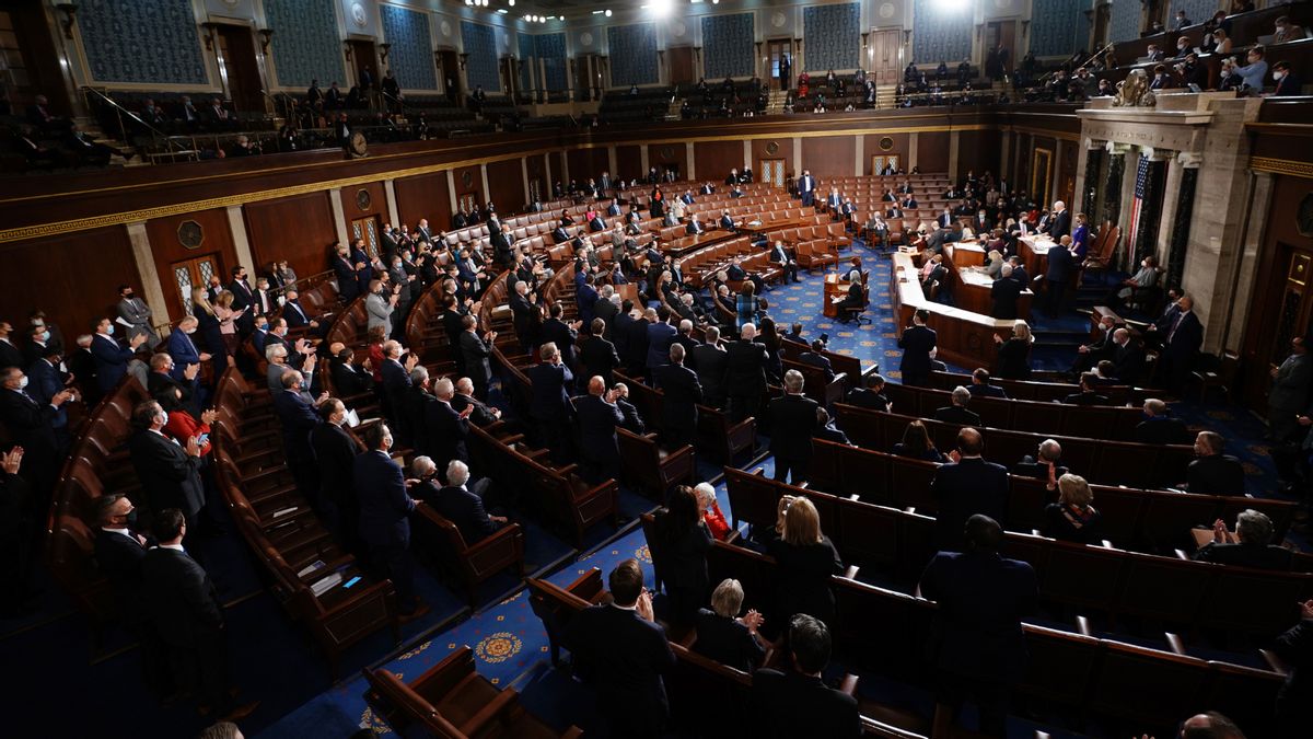 Did US Senate Democrats introduce bill to eliminate Electoral College and ‘restore democracy’?